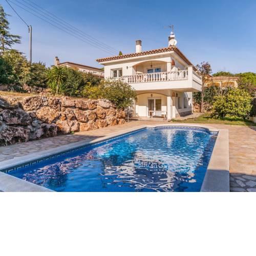 Lovely Villa in L'Escala Costa Brava with private Swimming Pool
