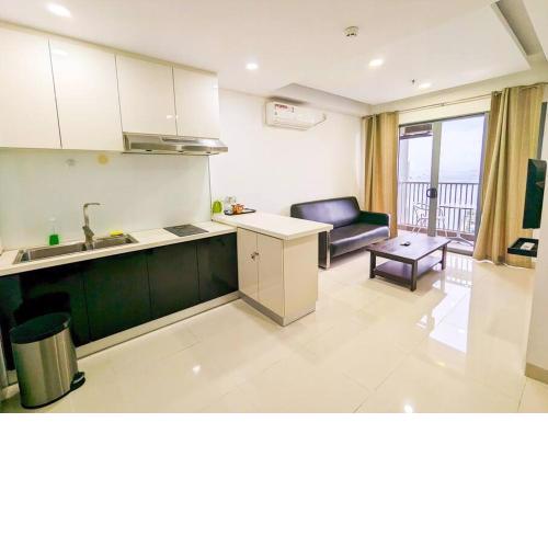 Lovina 1811 Harbourbay Residence