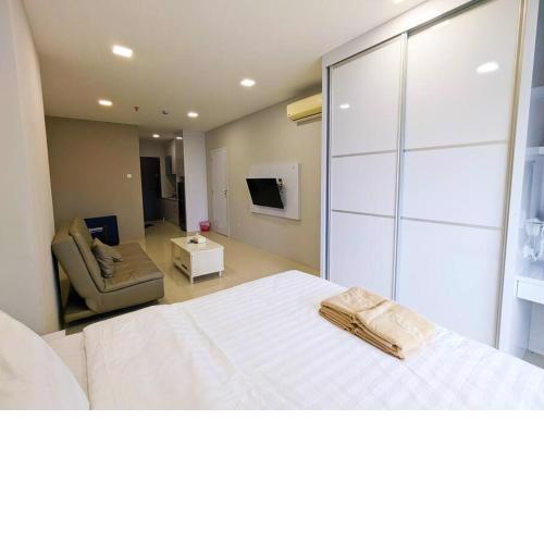 Lovina 20-12B Formosa Residence
