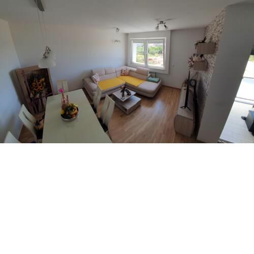 Lovro sweet home apartment with private parking