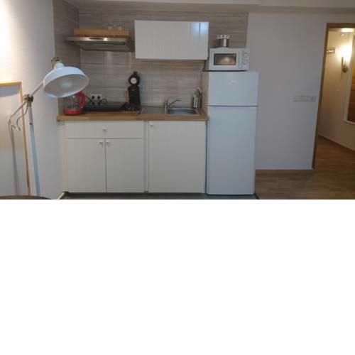 Low-Budget Eco-Apartment (Z34)