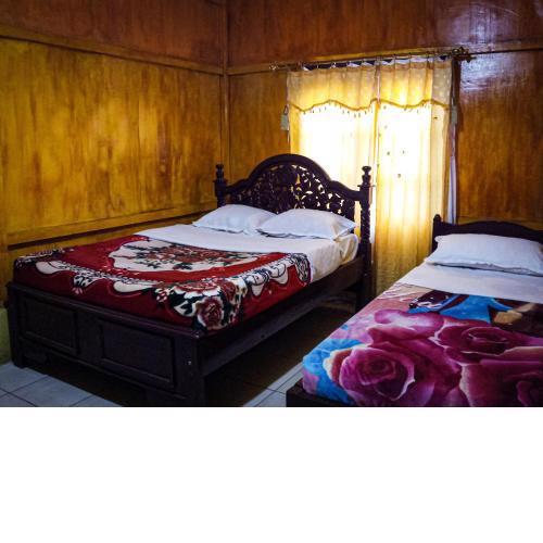 Lucas Authentic Lodge