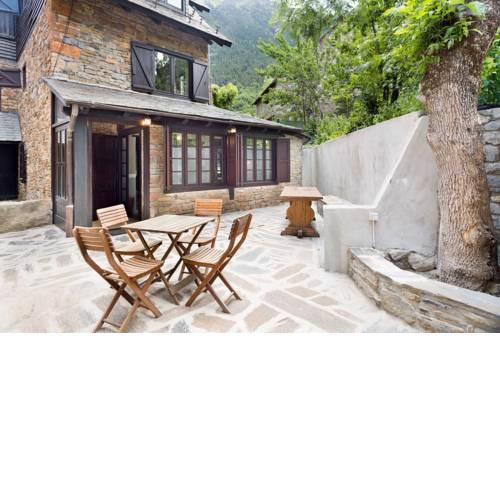 Luderna - Casa con terraza dera Aubeta
