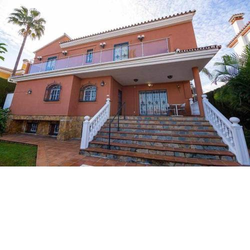 lujosa villa en Alhaurin de la Torre 7 dormitorios