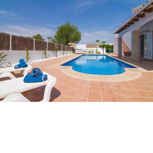 Lujosa villa junto al mar