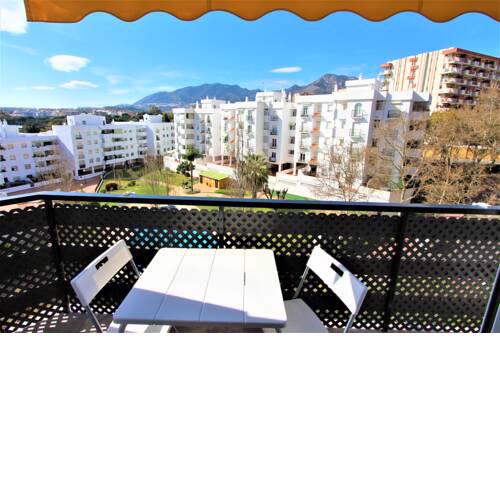 Luminoso apartamento con restaurante y piscina PISCINA ABIERTA