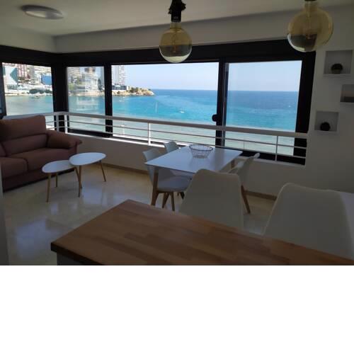 Luminoso Apartamento en Primera Línea de Playa