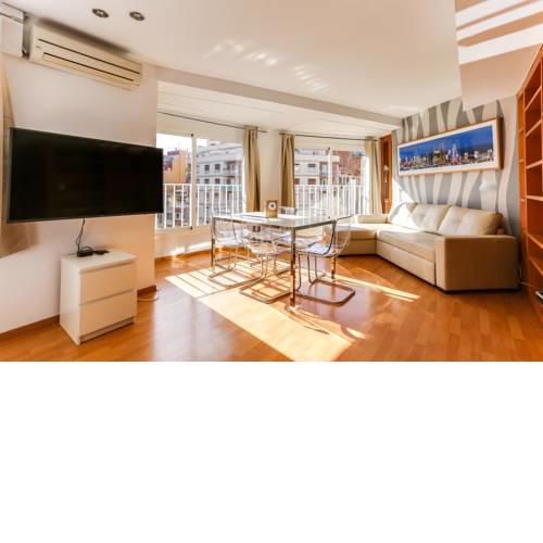 Luminous 2bed next to Sagrada Familia