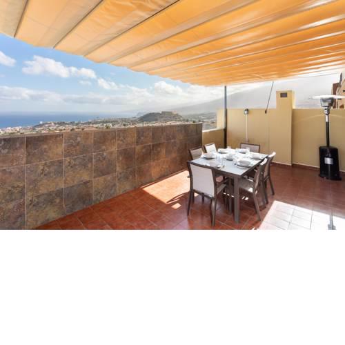 Luminous Villa with spectacular views