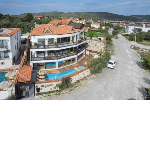 Lunas Alaçatı