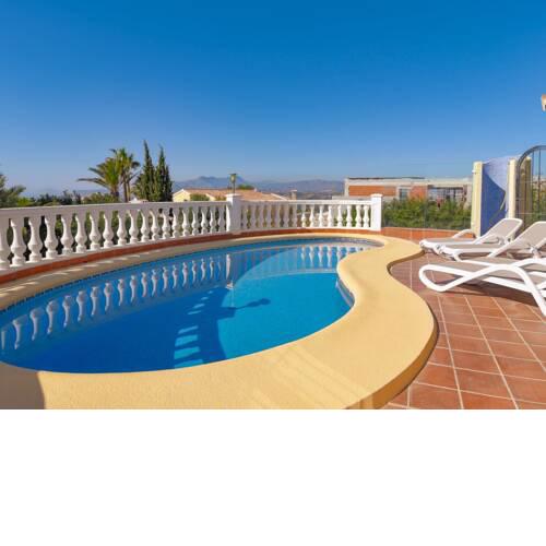 Lush Villa with Swimming Pool in Benitachell