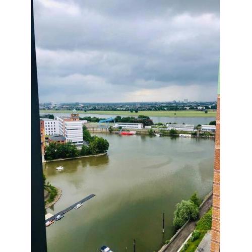 Lux 2BD w/ rooftop terrace and Rhine views!