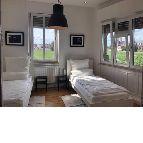 Luxe Apartment am Rhein