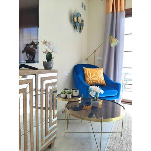 Luxe-feel design w ocean/pool view, Aqualand