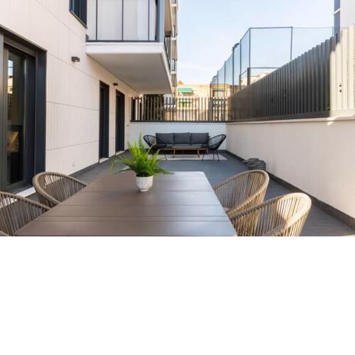 Luxurious 3 Bed Apt with Terrace in Sants-Montjuic