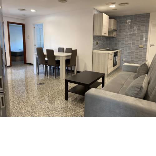 Luxurious 5 Bedroom Apartment in Moncloa-Aravaca