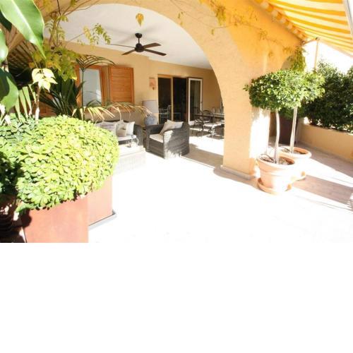 Luxurious Apartment in Altea