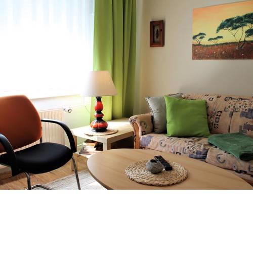 Luxurious Apartment in Proseken with parking and barbecue