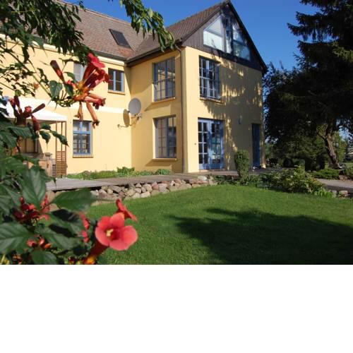 Luxurious Apartment with Trampoline in Satow