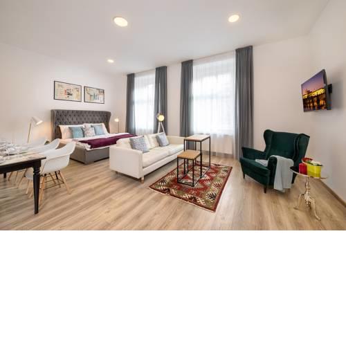 Luxurious Apartments Karlin