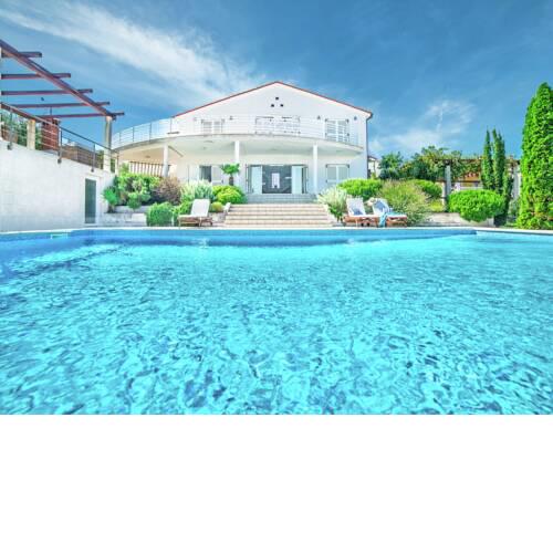 Luxurious Detached Villa in Liznjan with Swimming Pool