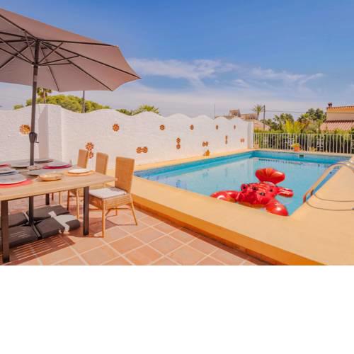 Luxurious Holiday Home in Benissa with Pool
