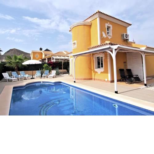 Luxurious Holiday Home in Mazarron with Private Pool