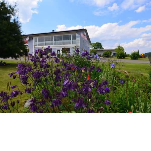 Luxurious Holiday Home in Tannesberg with Garden