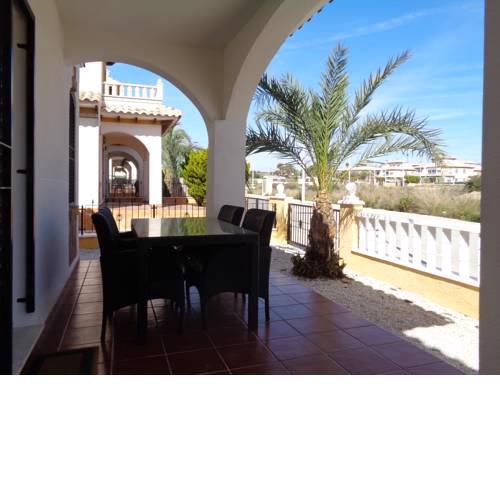 Luxurious house in La Marina at El Pinet beach