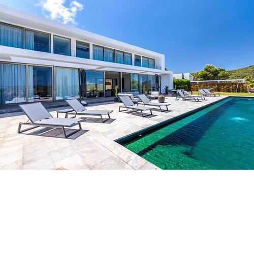 Luxurious Villa Minimal