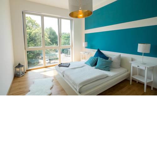 Luxury 3 Room City Apartment