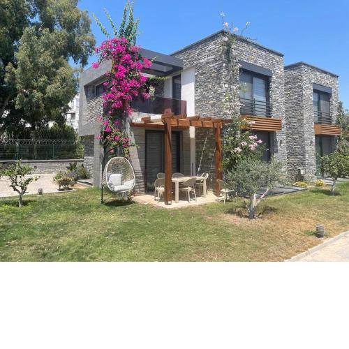 Luxury 4br Villa W Common Pool In Akyarlar