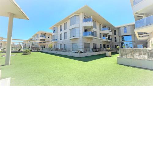 Luxury apartament on beach