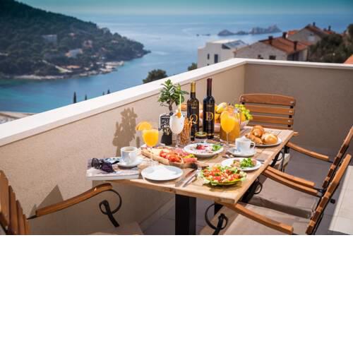 Luxury Apartment Edi