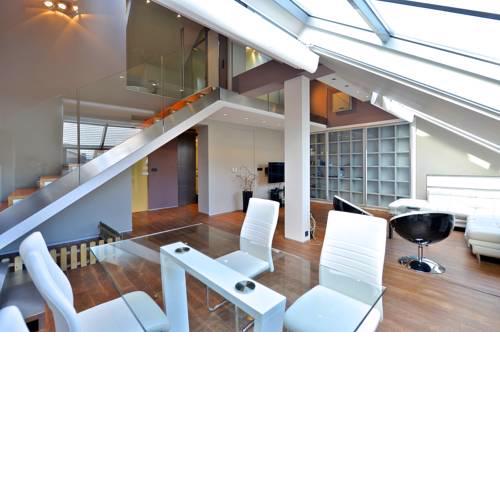 Luxury Apartment in Centre