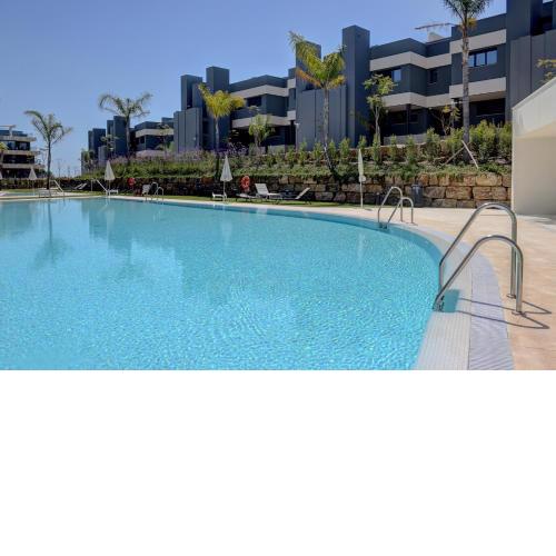 Luxury apartment in Estepona Aero