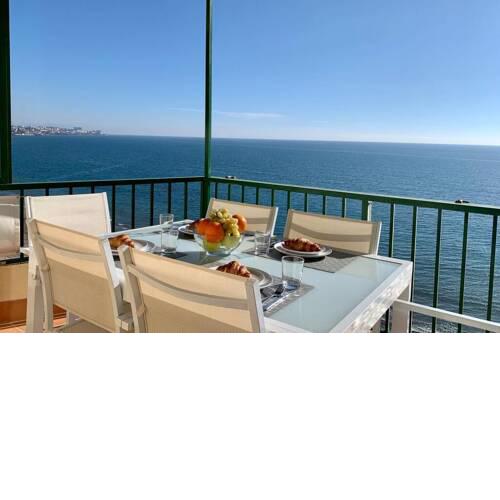 Luxury apartment in first line of Carvajal