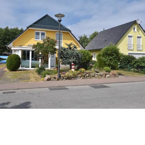 Luxury apartment in Kuhlungsborn with huge terrace and garden