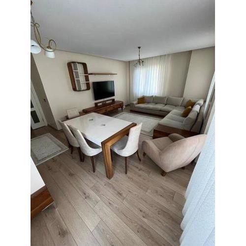 Luxury Apartment In The Center 7 Min Walking Distance to Metrobus