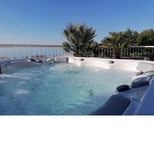 Luxury Apartment Julija