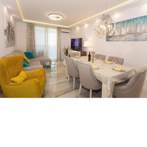 Luxury apartment Oasis - free parking in garage