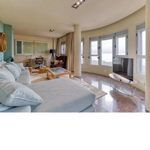 LUXURY BAKUS CANTERAS BEACH 1