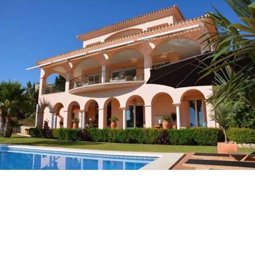 Luxury beachside villa with heated pool and hot tub