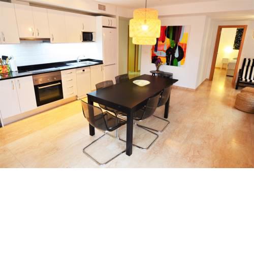 Luxury City Center Apartment