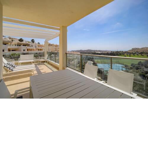 Luxury corner apartment with views 7.2.1