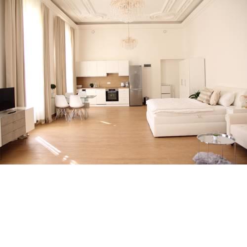 Luxury Design City centre Apartment