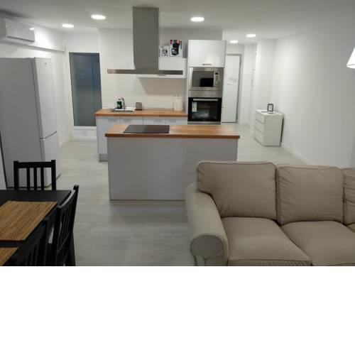 Luxury flat in Reina Street.