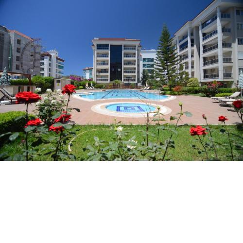 Luxury Four Seasons Residence Alanya Kestel 1+1 Apartment