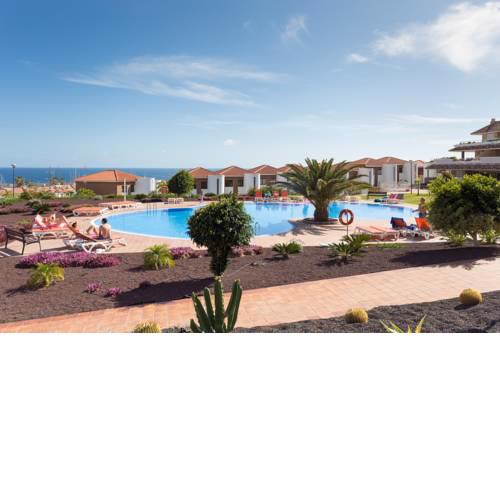 Luxury Golf & Sea Apartment