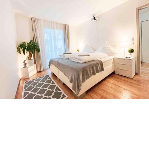 Luxury HOME CINEMA 2R Apt + Balcony / 65m²